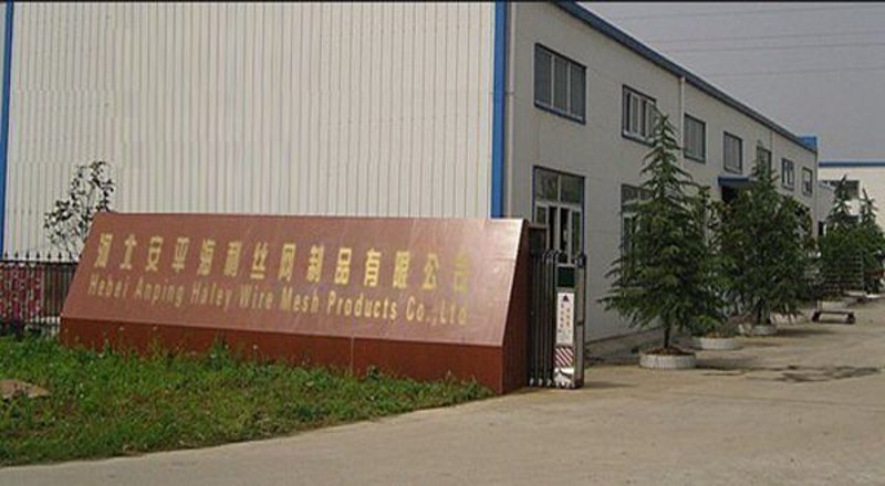 草坪网格与背胶:哪种更适合您的需求?